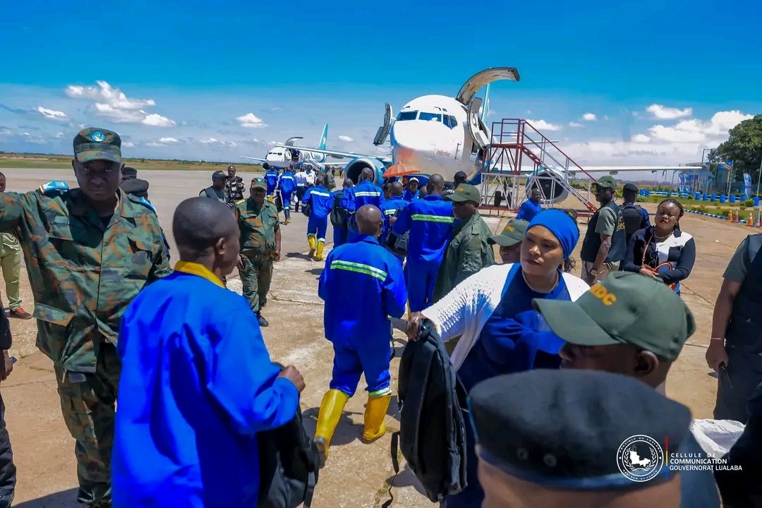 EMBARQUEMENT NOUVEAU LOT DES RECRUES DU LUALABA VE...