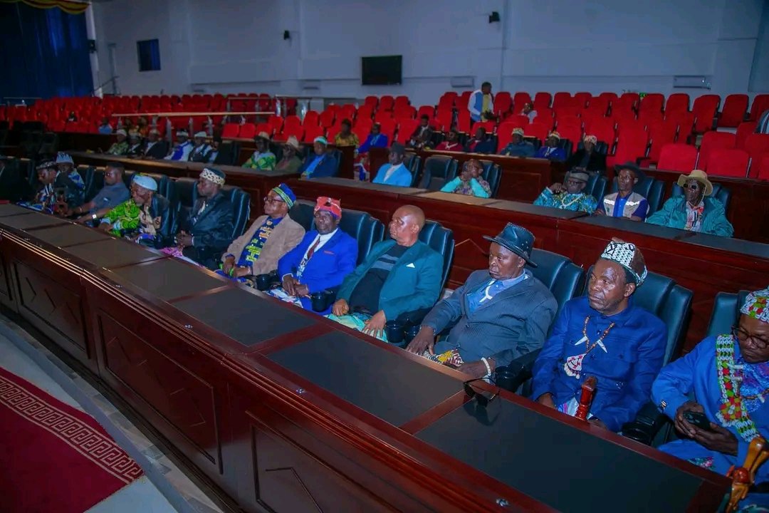 LUALABA : LES AUTORITÉS COUTUMIÈRES DE LUBUDI RÉITÈRENT LEUR SOUTIEN À FIFI MASUKA ET JEAN-MARIE KASEYA NOUVELLEMENT ELUS.