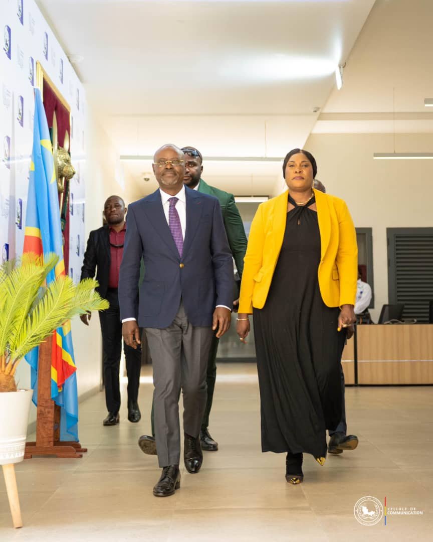 EN MISSION AU LUALABA, LE VPM ET MINISTRE DE LA DÉFENSE NATIONALE A PRÉSIDÉ UNE SÉANCE DE TRAVAIL À CÔTÉ DE LA GOUVERNEURE DE PROVINCE FIFI MASUKA