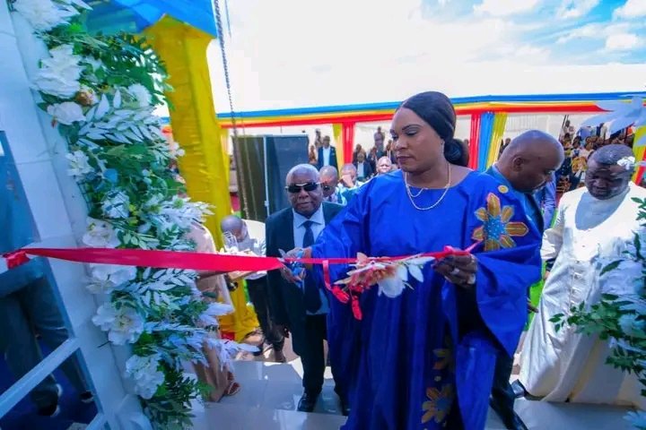 Fifi MASUKA dote le Lualaba d'un orphelinat moderne, cadre propice pour l'hébergement et l'encadrement des enfants sans parents. La cérémonie inaugurale a eu lieu ce jeudi 14 mars 2024.